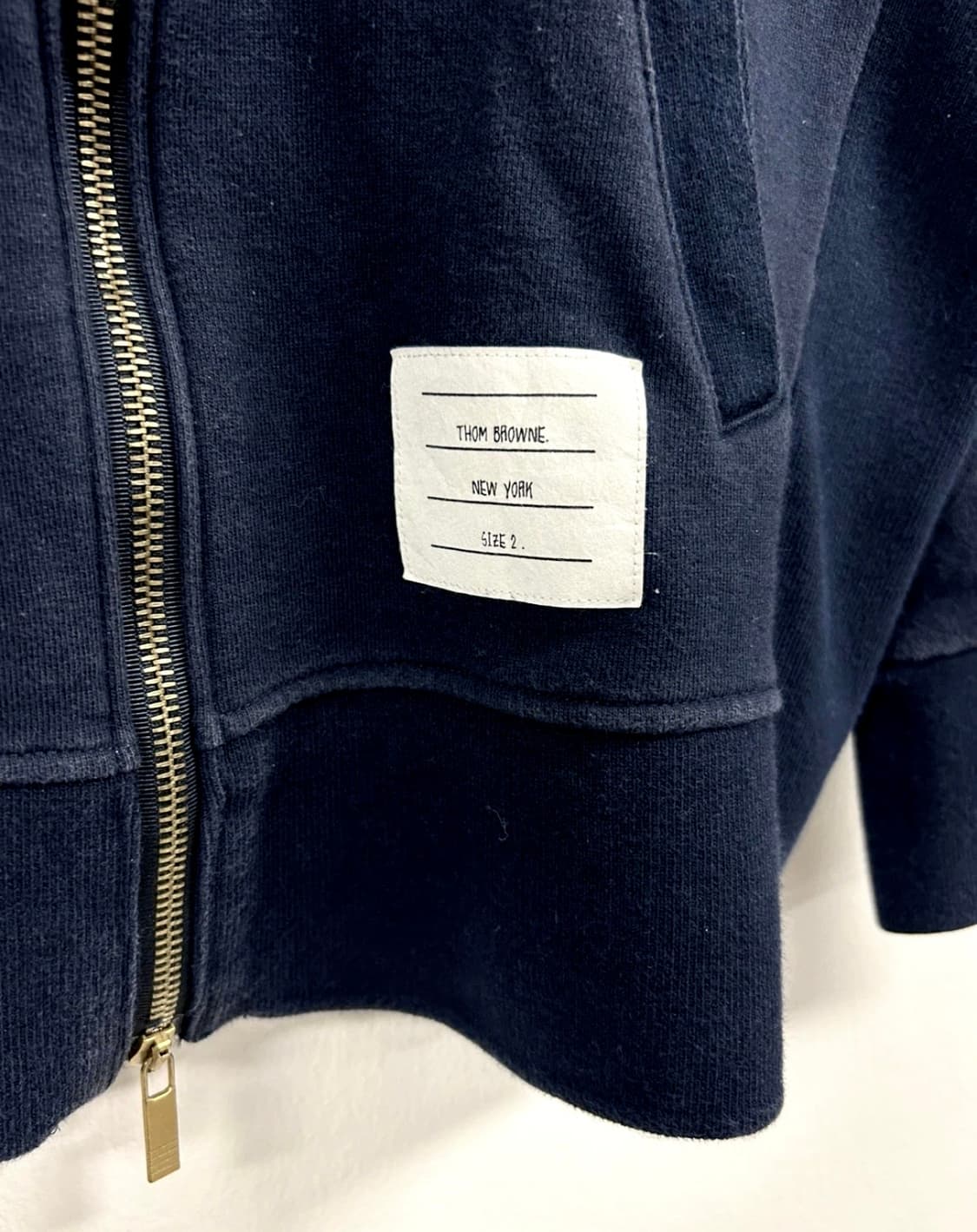 급처 톰브라운 네이비 사선 완장 후드집업 2 (M) 상품이미지4