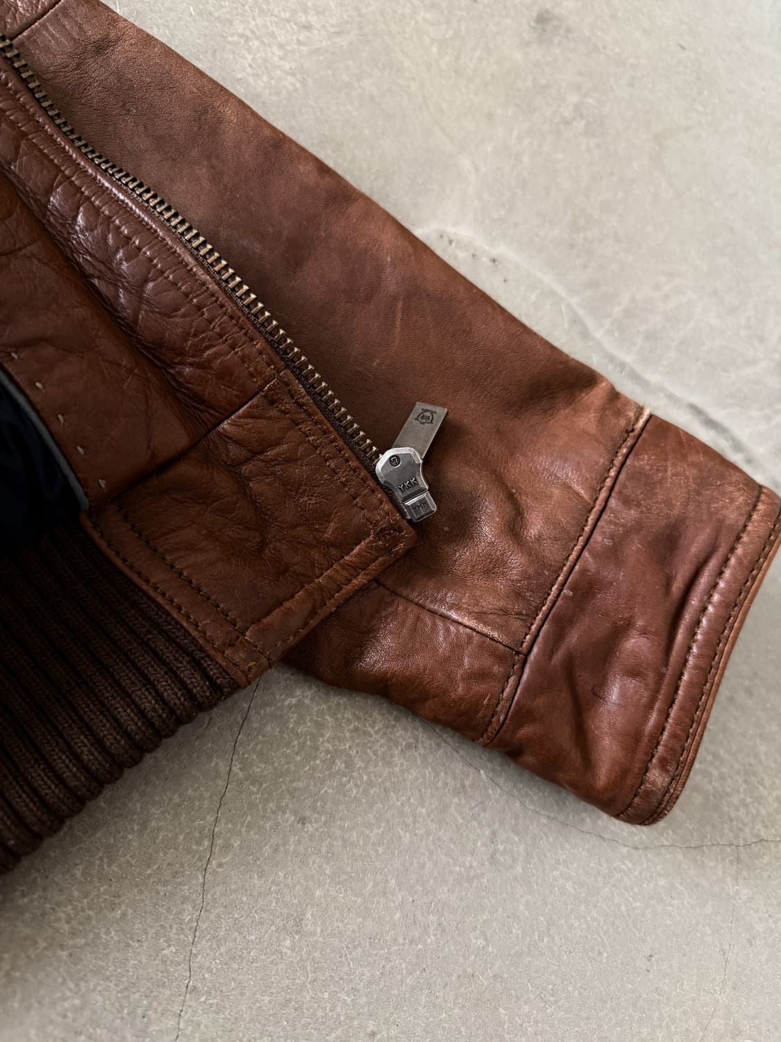 Massimo Dutti Cowhide Bomber Jacket 상품이미지7