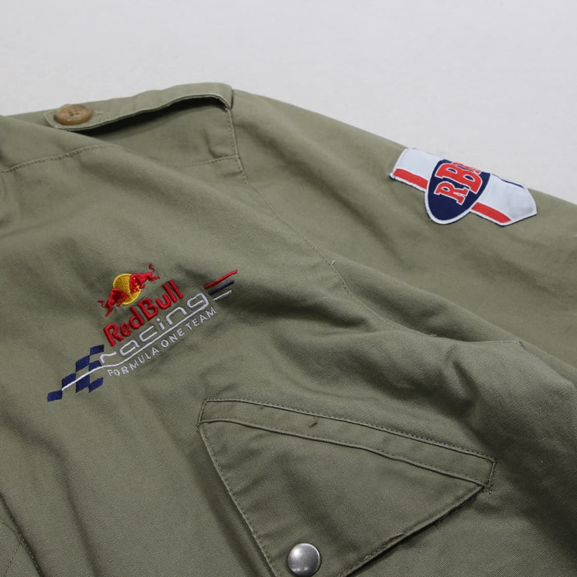 (착용컷) PUMA 레드불 밀리터리 자켓 (남성용 98) 상품이미지6