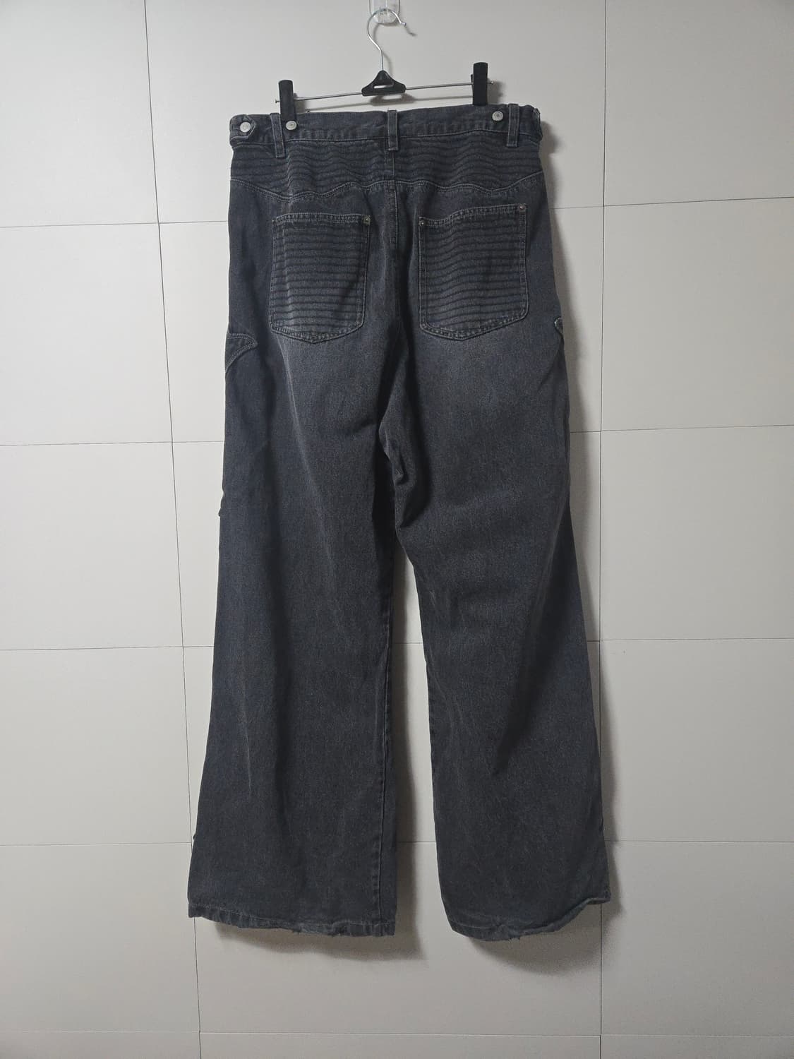 폴리테루 플뤠르 패치드 데님 팬츠 워시드 그레이  3사이즈 상품이미지3