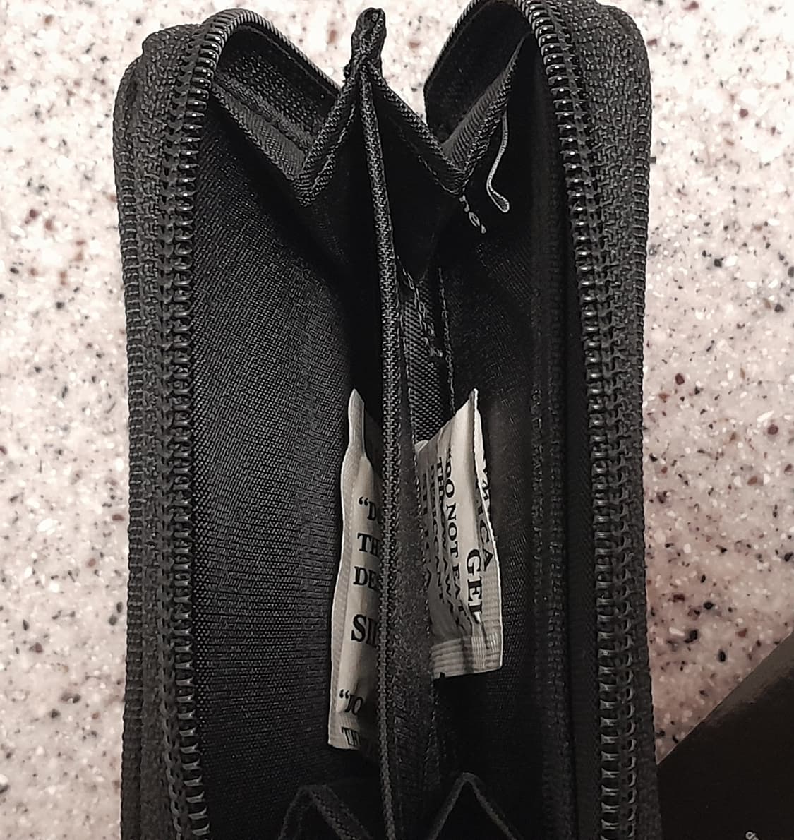 💥(새상품) 디스이즈네버댓 카라비너 지갑 파우치 (레드)
 상품이미지9
