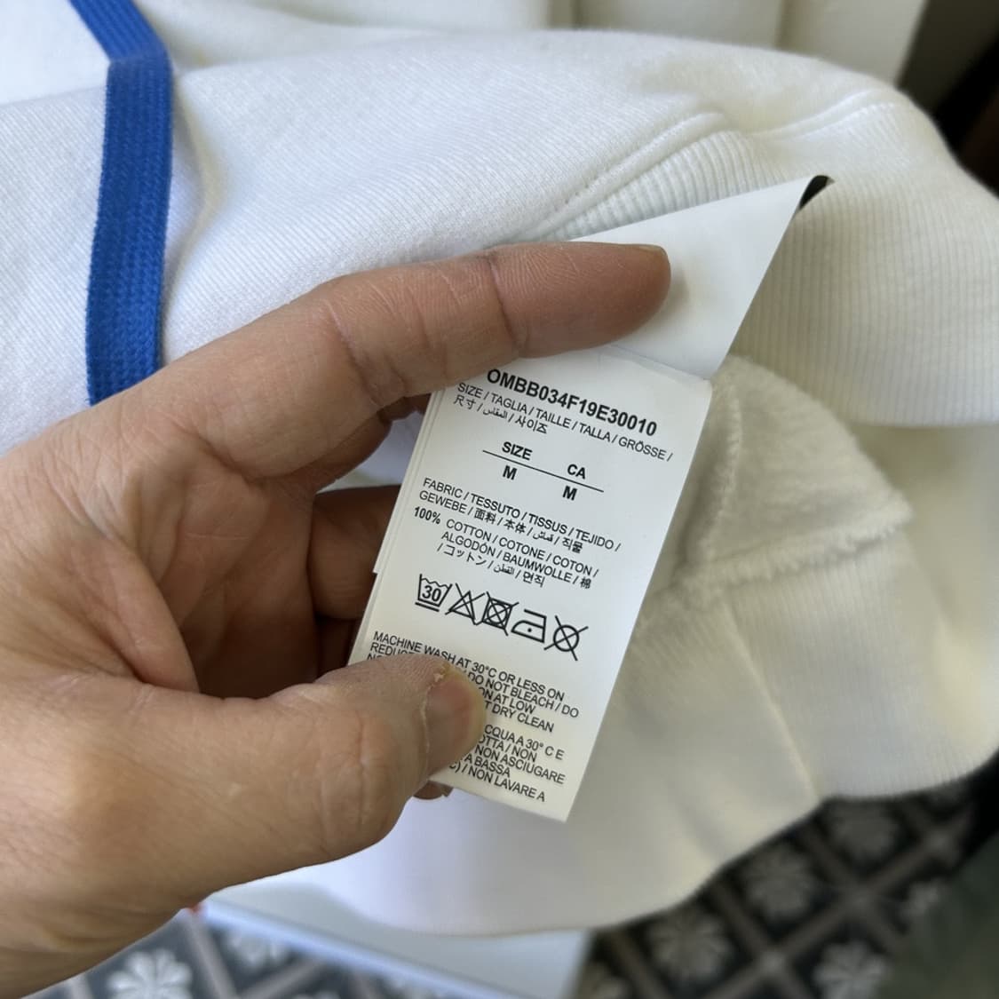 15928 - 오프화이트 아크릴 애로우 후드티 상품이미지6