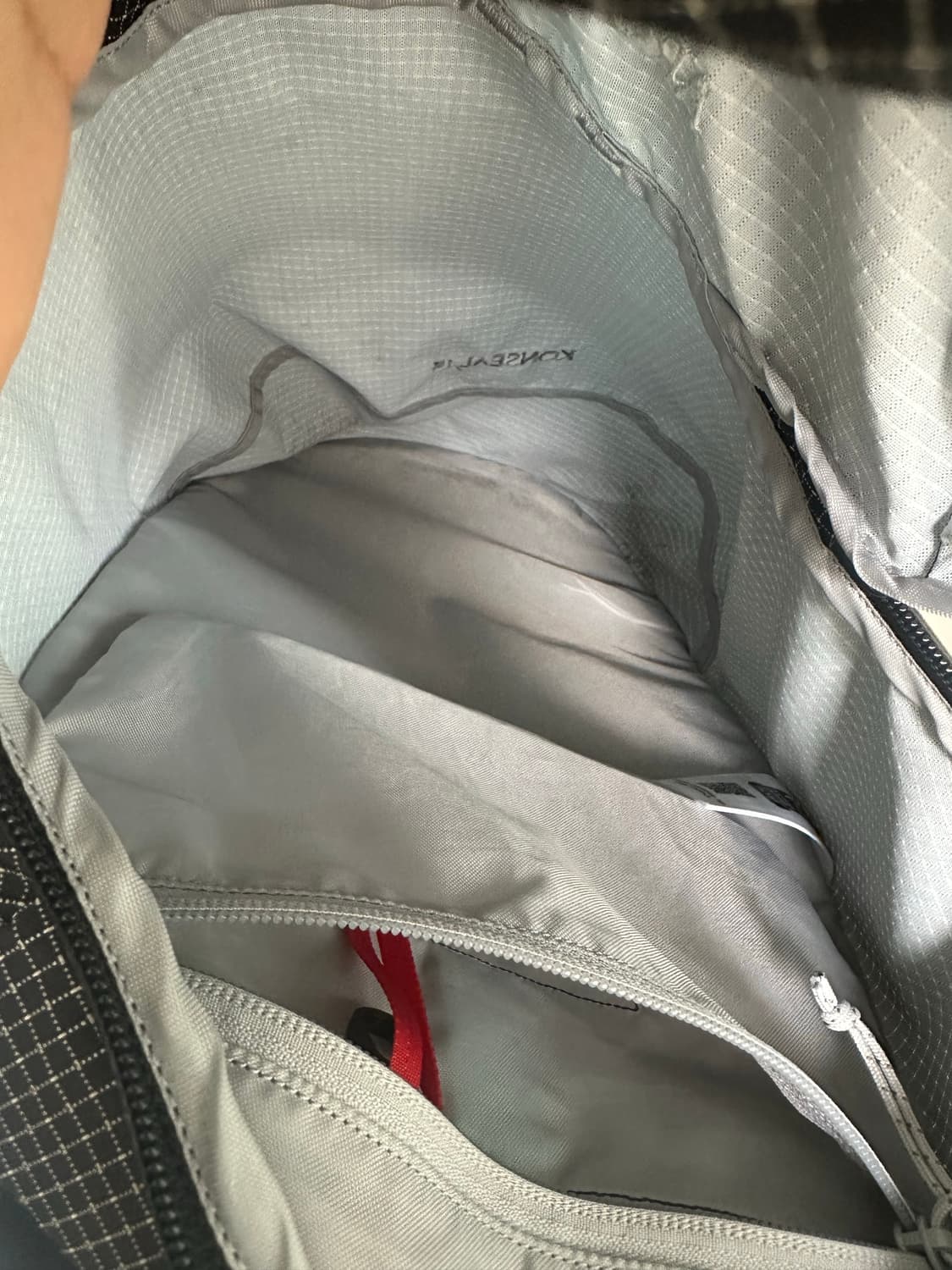 아크테릭스 컨실 15 백팩 블랙 상품이미지2