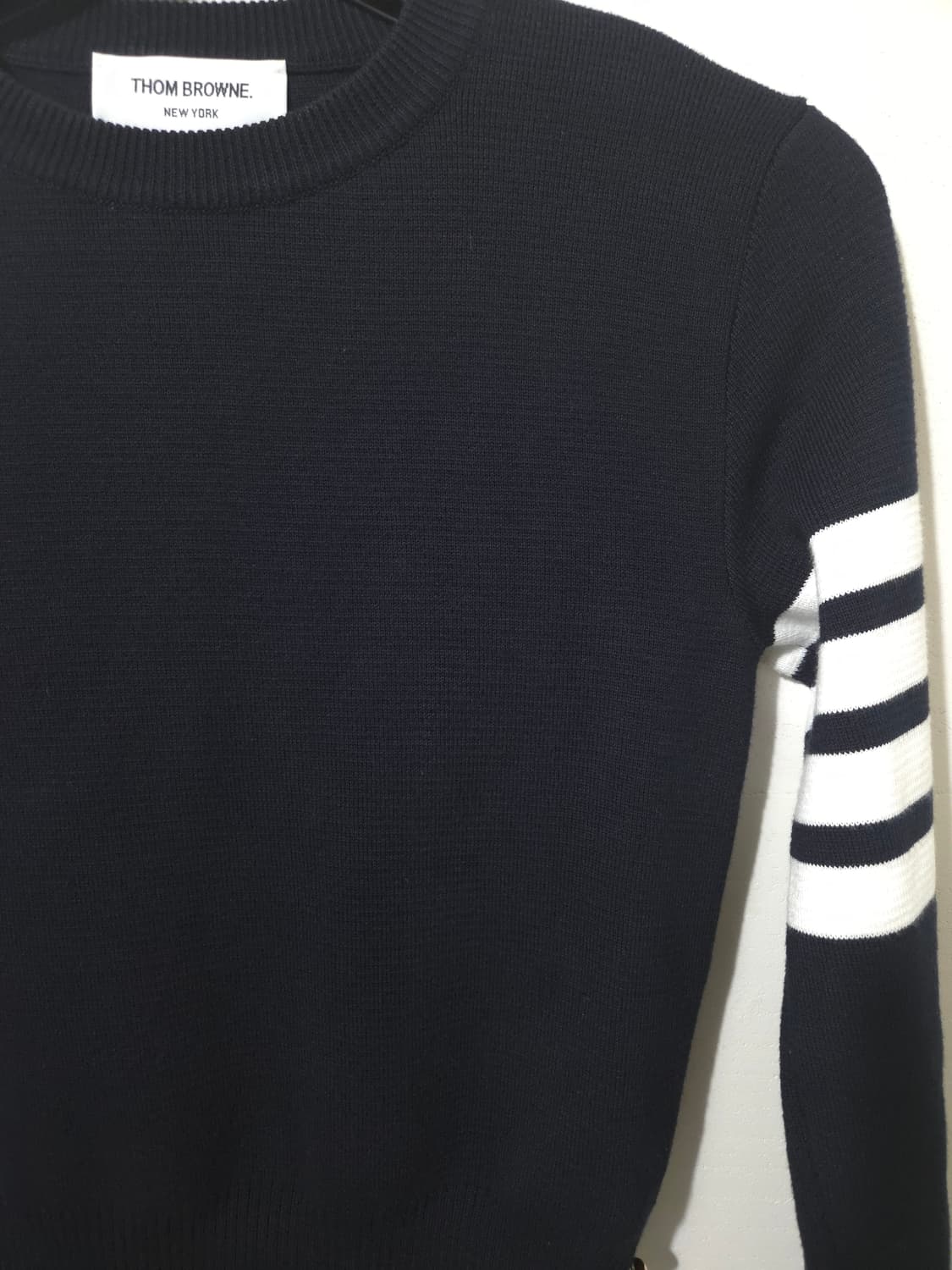 [새상품급] 톰브라운 여성 밀라노스티치 금장 니트 36 Size 상품이미지4