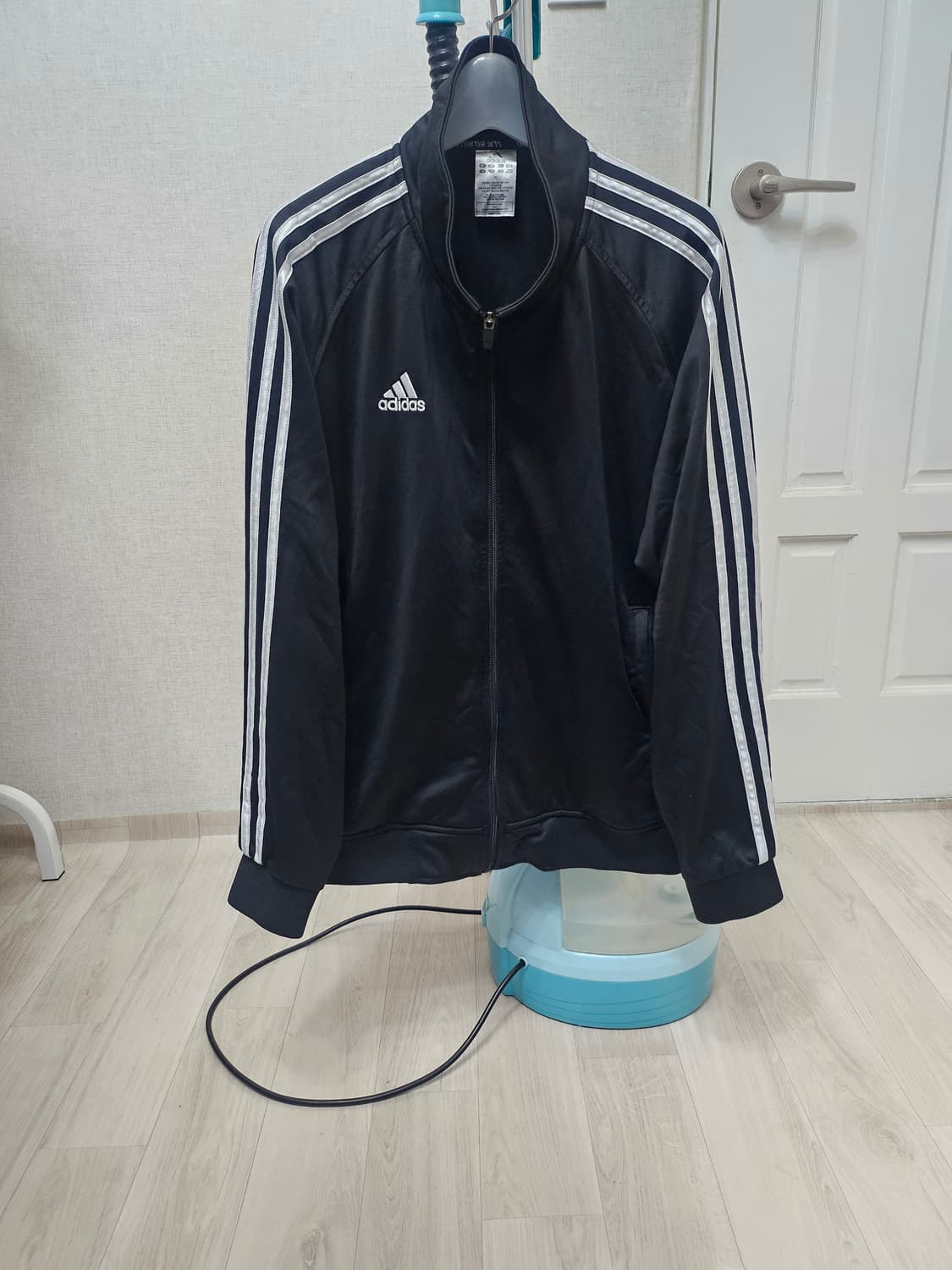 (105)XL ☆초대장급☆ 아디다스 마샬아츠 [검흰실버] 트랙탑져지 상품이미지1