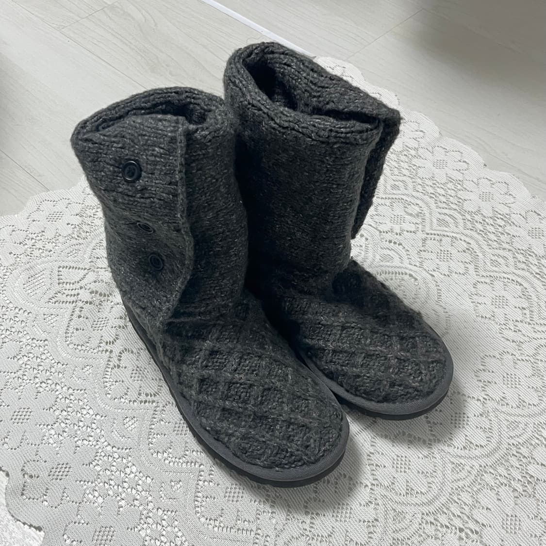 UGG 어그 카디 케이블 니트 부츠 그레이 상품이미지1