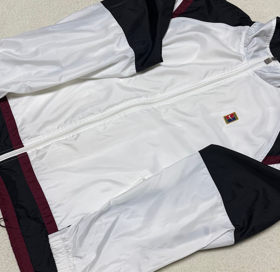 나이키 올드스쿨 흰검 버건디 바람막이  상품이미지3