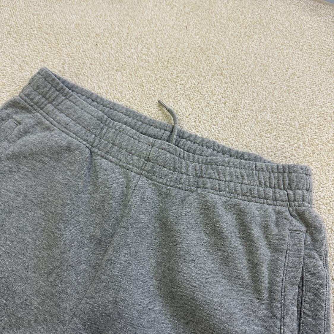 L 무신사 스탠다드 그레이 트레이닝 팬츠 0319D 상품이미지3