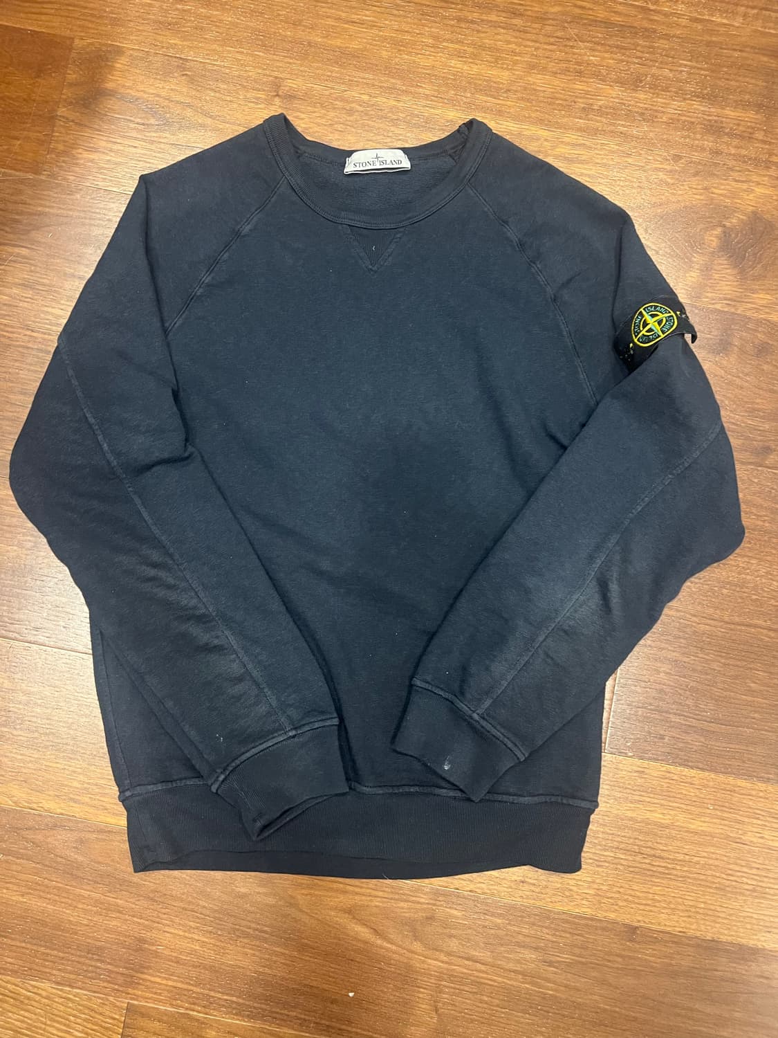 23SS 스톤아일랜드 올드 트리트먼트 맨투맨 (M) 상품이미지1