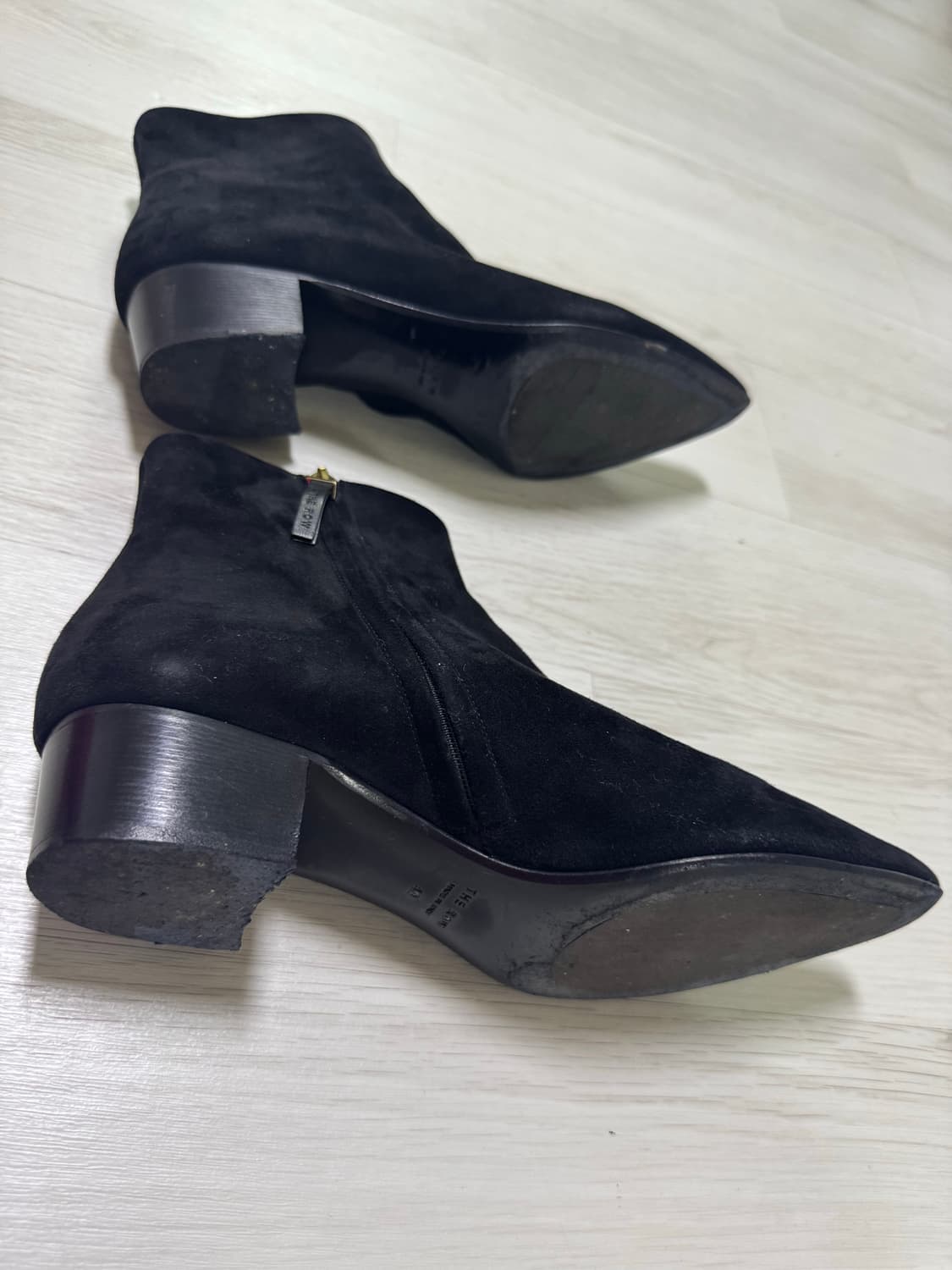 더 로우 스웨이드 부츠 The Row Ambra Ankle Boots  상품이미지6