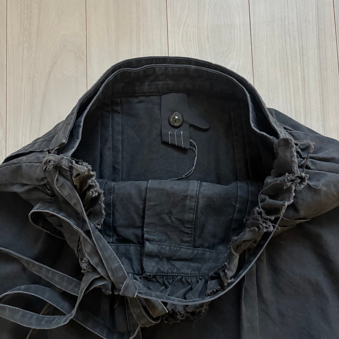 Bernhard Willhelm 버나드 윌헴 블랙 랩스커트 상품이미지3