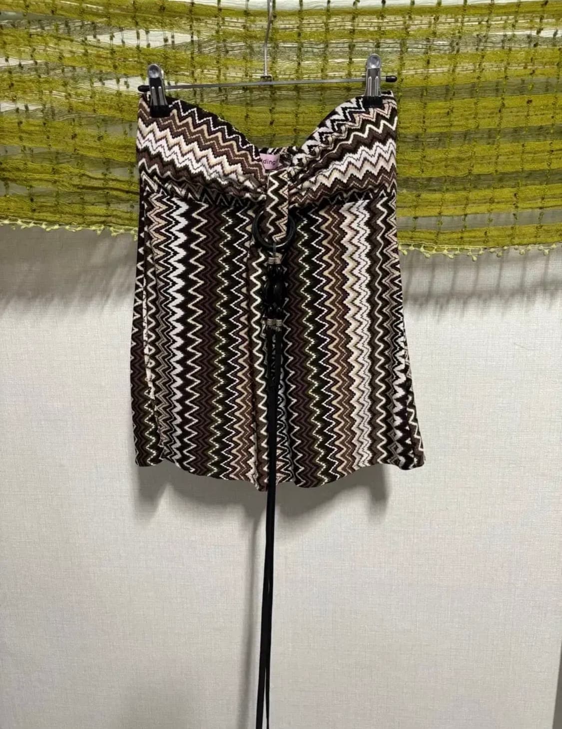 빈티지 히피 패턴 홀터넥 나시 상품이미지1