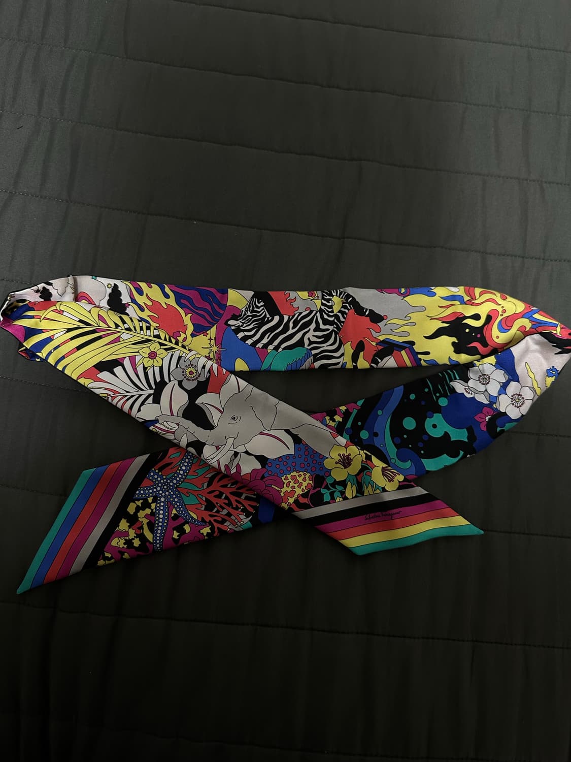 페라가모 트윌리 스카프(미사용) 상품이미지3