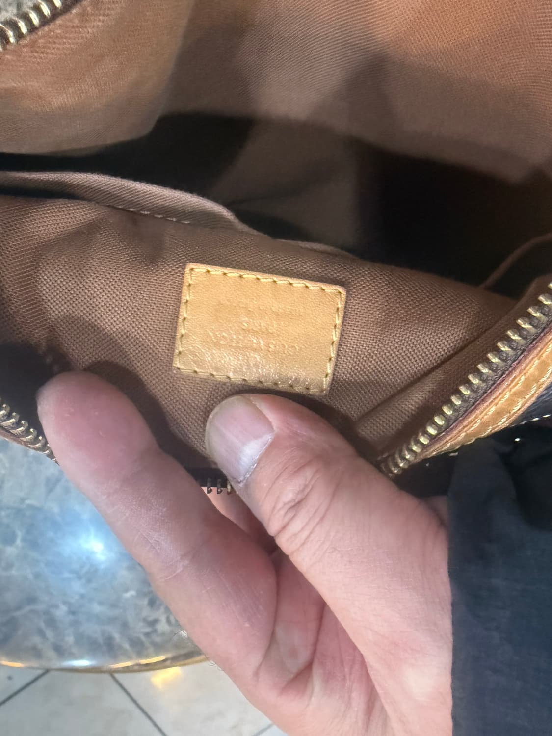 정품 루이비통 오테온 크로스백 팝니다 상품이미지7