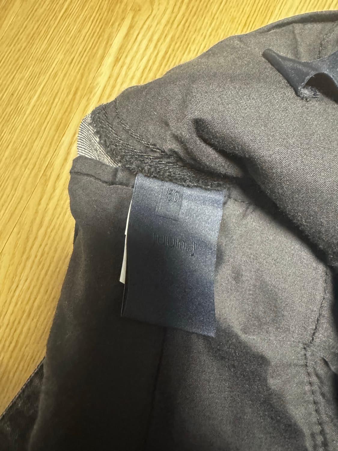 23FW 준지 데님 지퍼 디테일 와이드 팬츠 블랙 50 상품이미지4