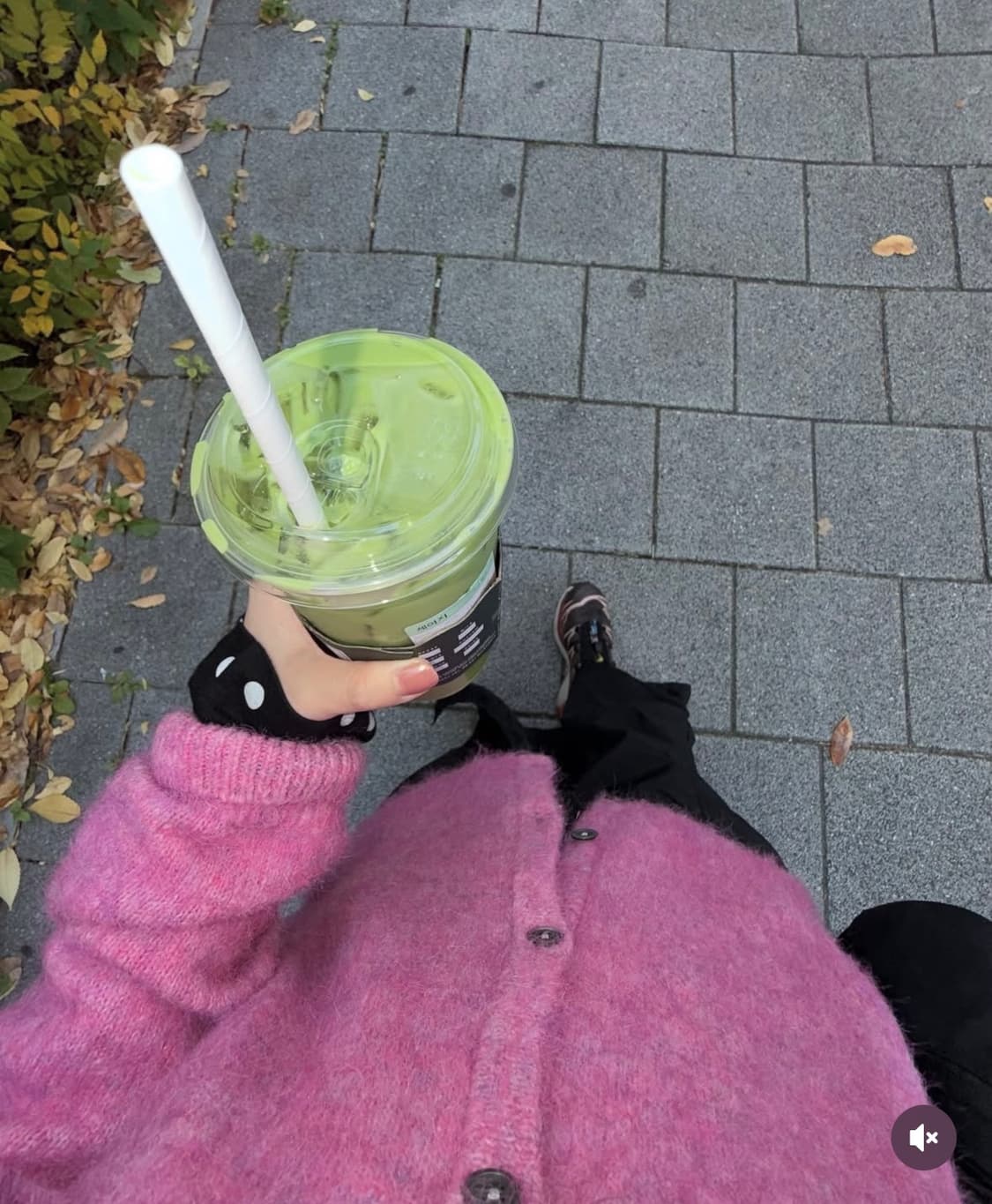 디스이스네버댓 가디건 Hairy Knit Cardigan Pink 상품이미지2