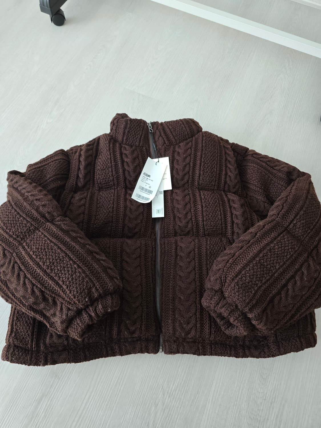 코드그라피 우먼 크롭 니트 패딩 M 상품이미지3