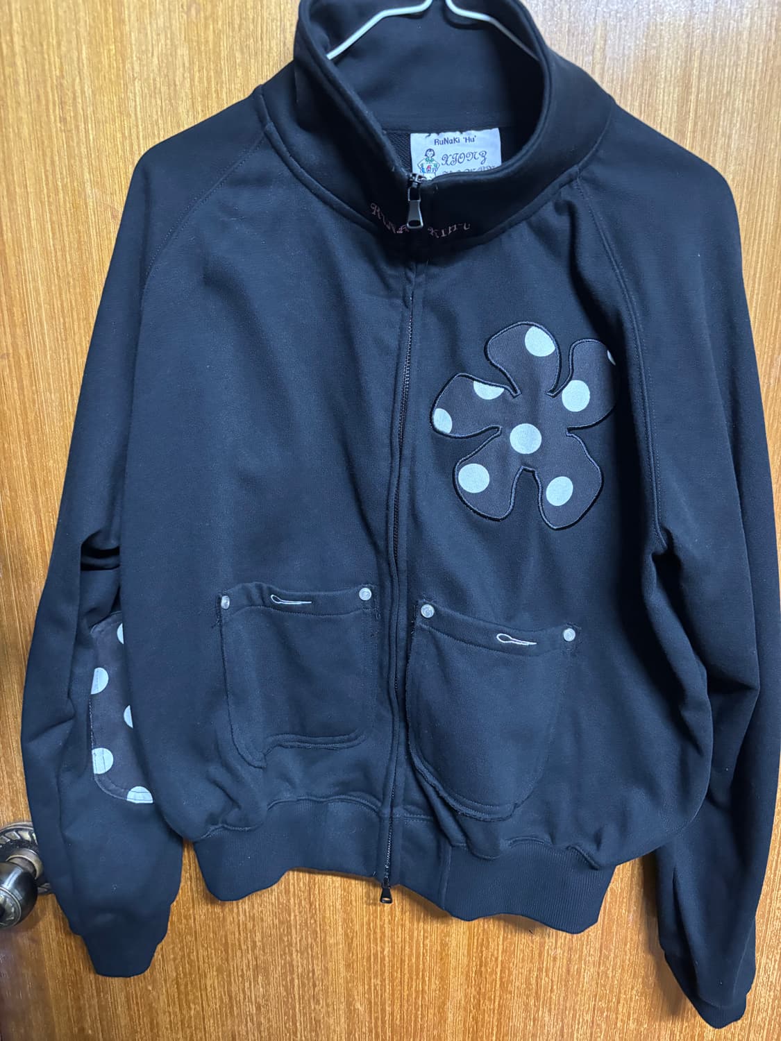 루나키후 엑스톤즈 우먼 도트 플라워 집업 블랙 상품이미지4