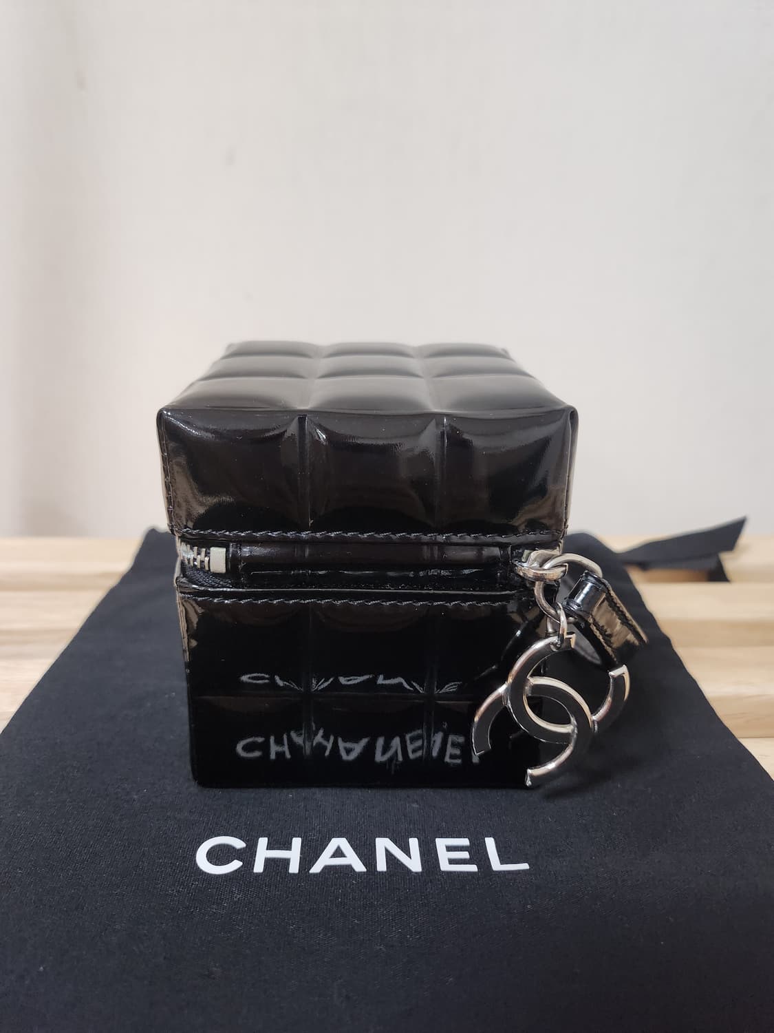 샤넬 퀼팅 페이던트 큐브백 정품 상품이미지1