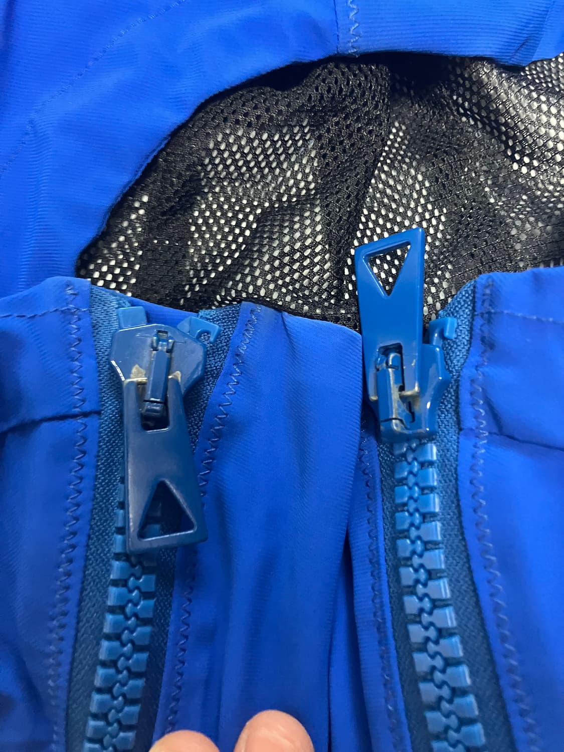 [L] 보테가베네타 윈드브레이커 블루 상품이미지2