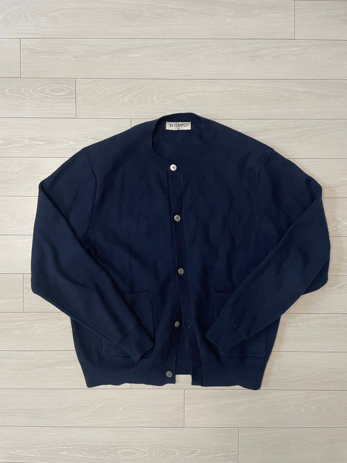 인템포무드 라운드 가디건 상품이미지2