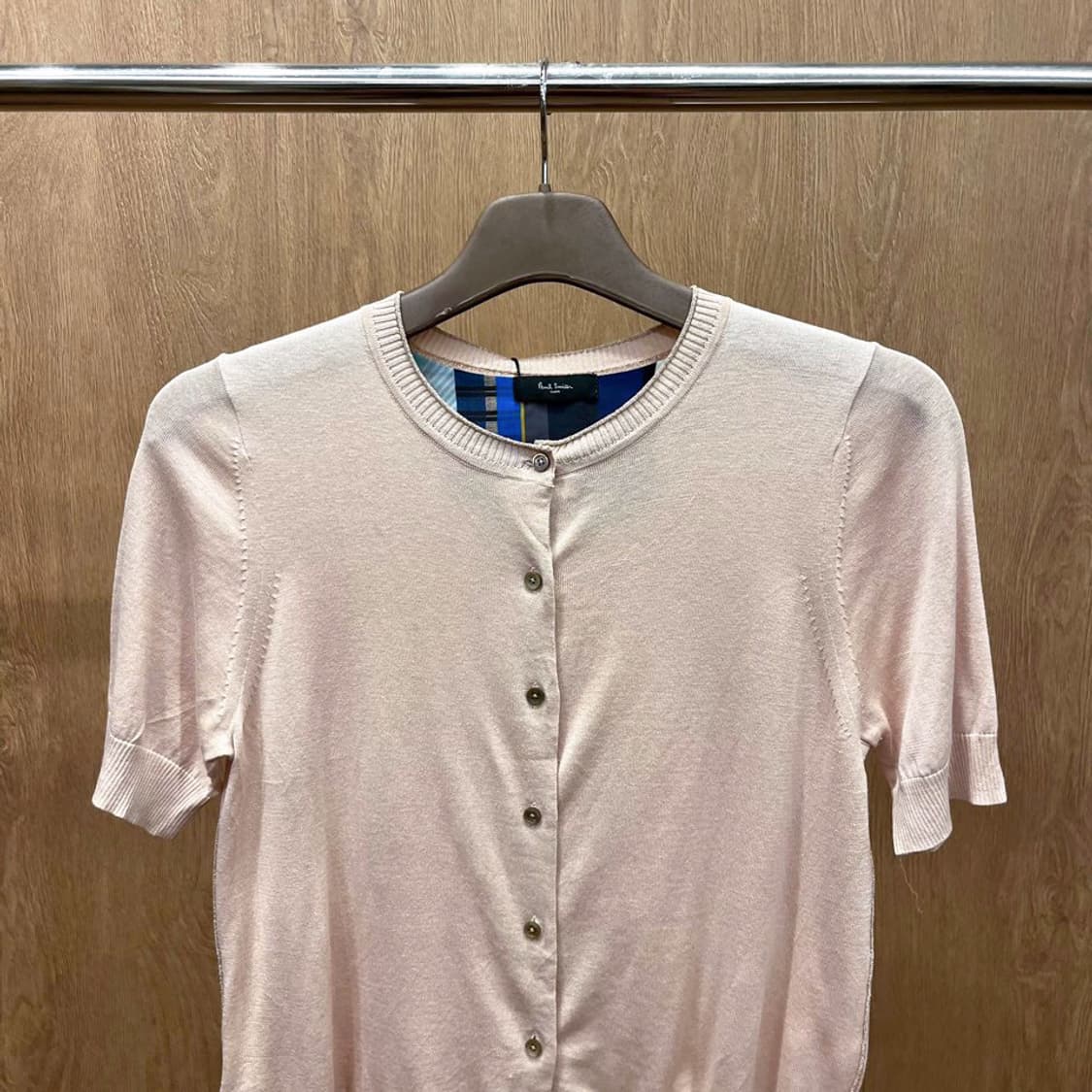 폴스미스 반팔 가디건 라운드넥 버튼 클로징 리브드 커프스 디테일 핑크 상품이미지4