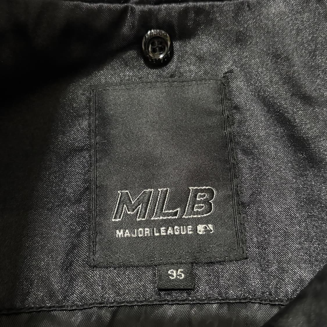 MLB 디트로이트 타이거즈 바시티 자켓 상품이미지3