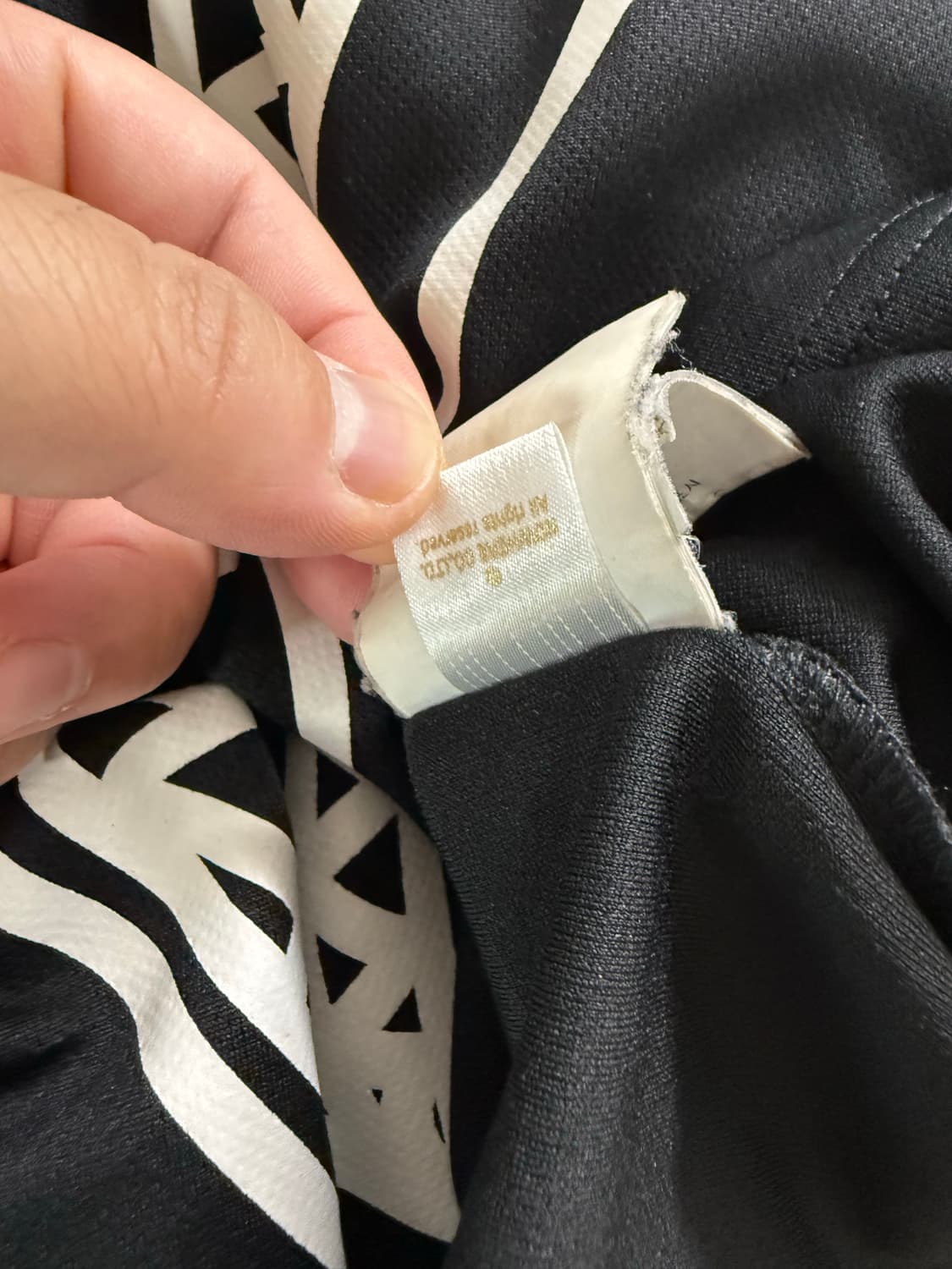 (L)베이프 샤크 기능성 긴팔티 상품이미지7