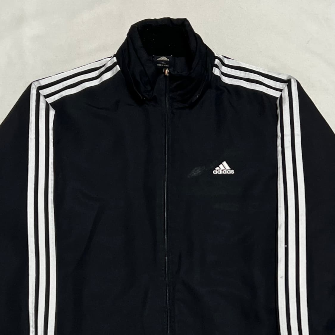 105 아디다스 블랙 삼선 패딩 점퍼 상품이미지1