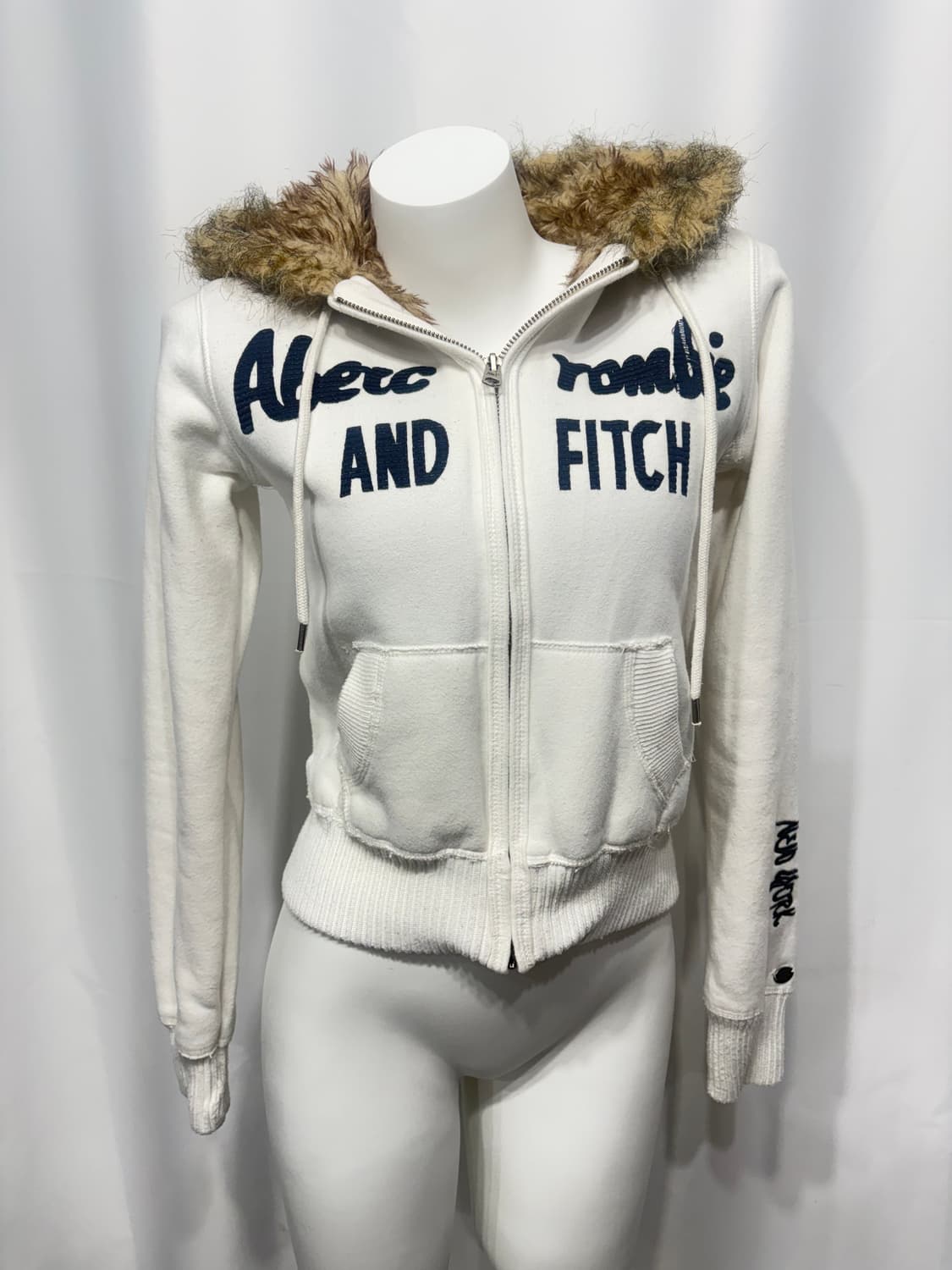 🎸화이트 Abercrombie 퍼 후디🎸 상품이미지6