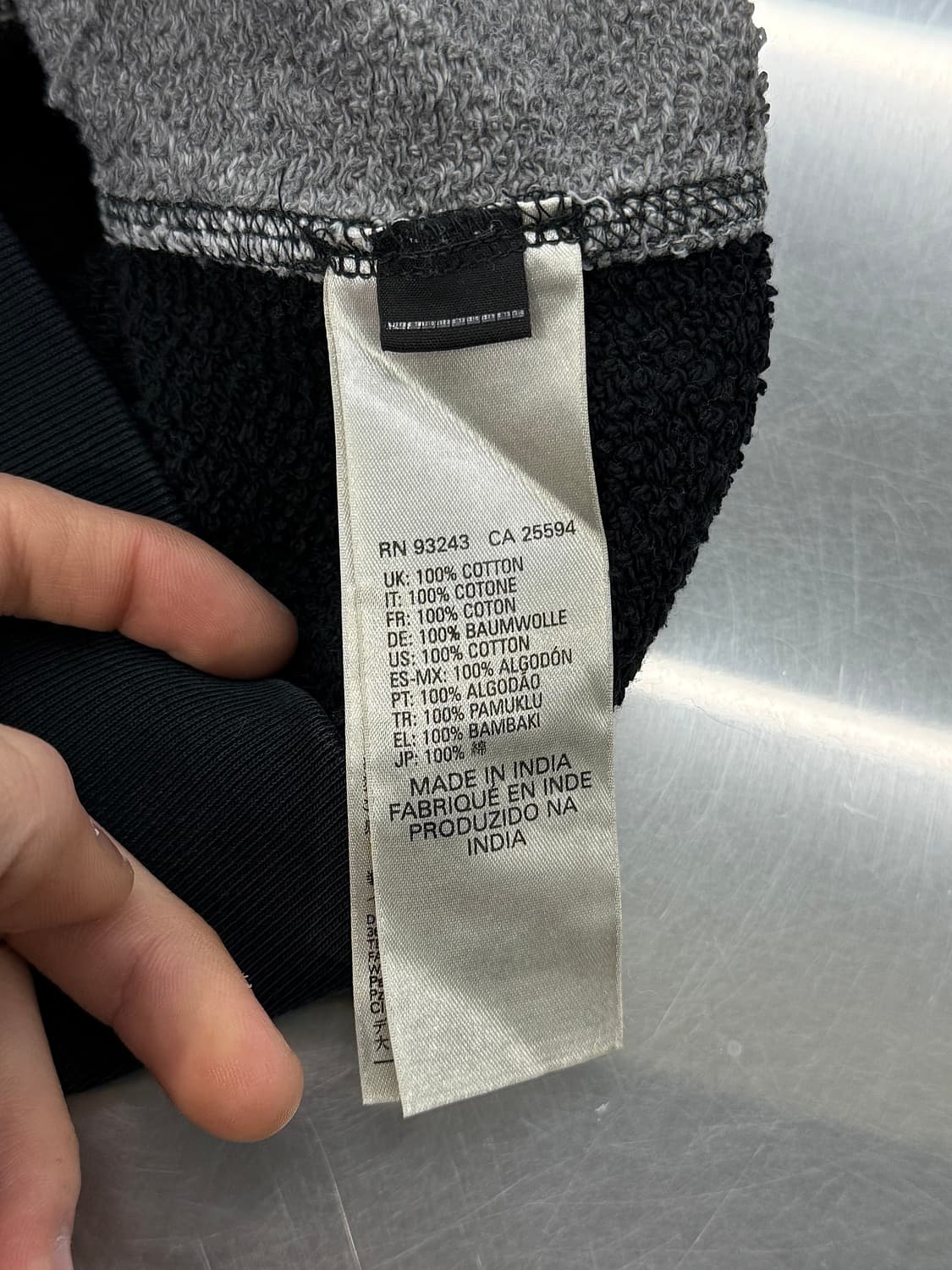 디젤 투톤 페이퍼 디스트레스드 크루넥 스웨트 셔츠 상품이미지8