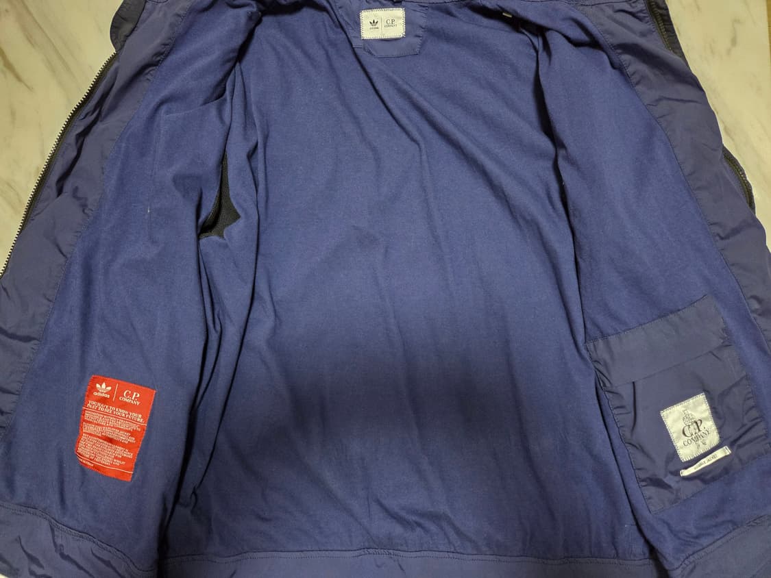 씨피컴퍼니 X 아디다스 나일론 고글후드 트랙탑 상품이미지3