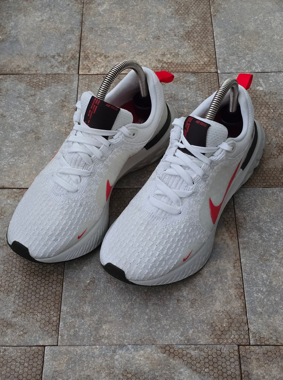 (260)나이키 리액트 인피니티 런 플라이니트 3  상품이미지1