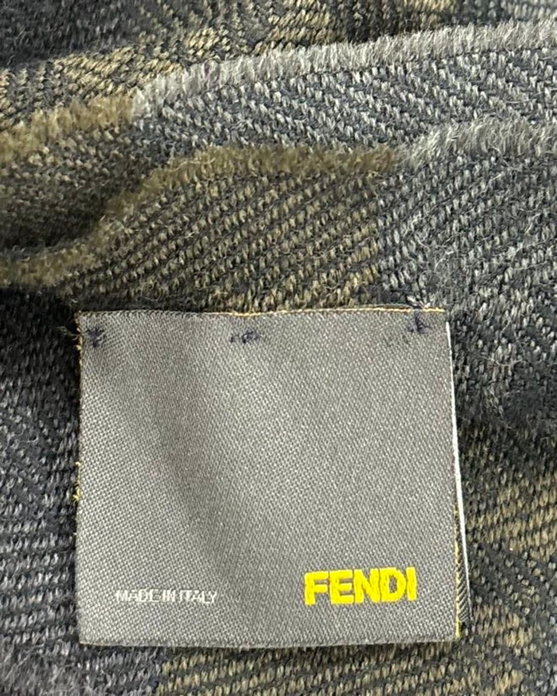 펜디 네이비 주카 머플러  상품이미지5