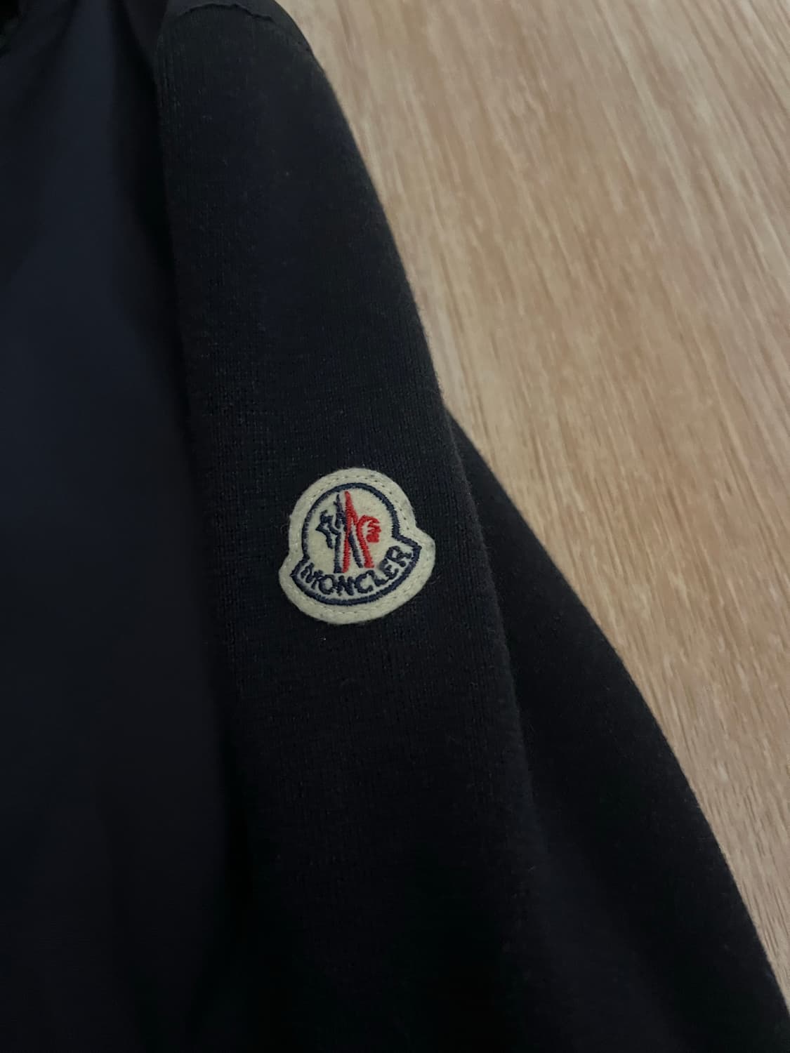 몽클레어 니트집업 상품이미지2