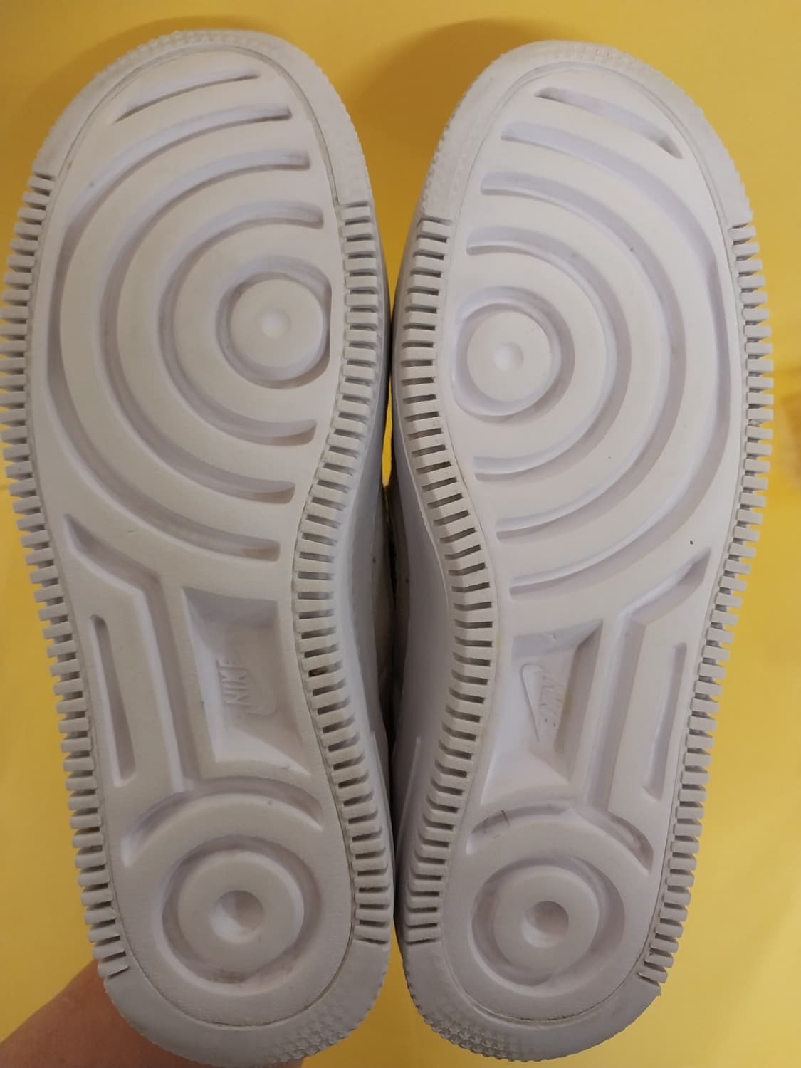 여성 나이키 에어포스1 세이지 화이트 레오파드 운동화 (245) 상품이미지8