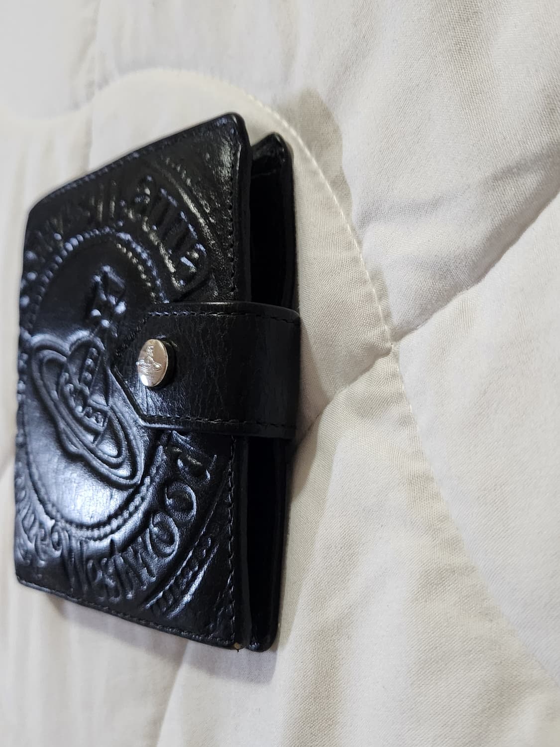 비비안웨스트우드 orb 스탬프 지갑 상품이미지3