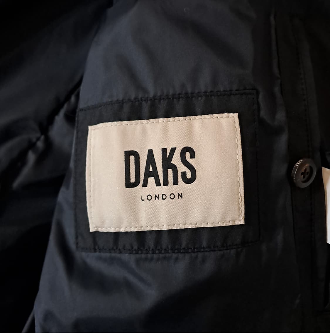 (택포) 23FW 닥스 가죽카라 퀼팅 사파리 100 B8 상품이미지9