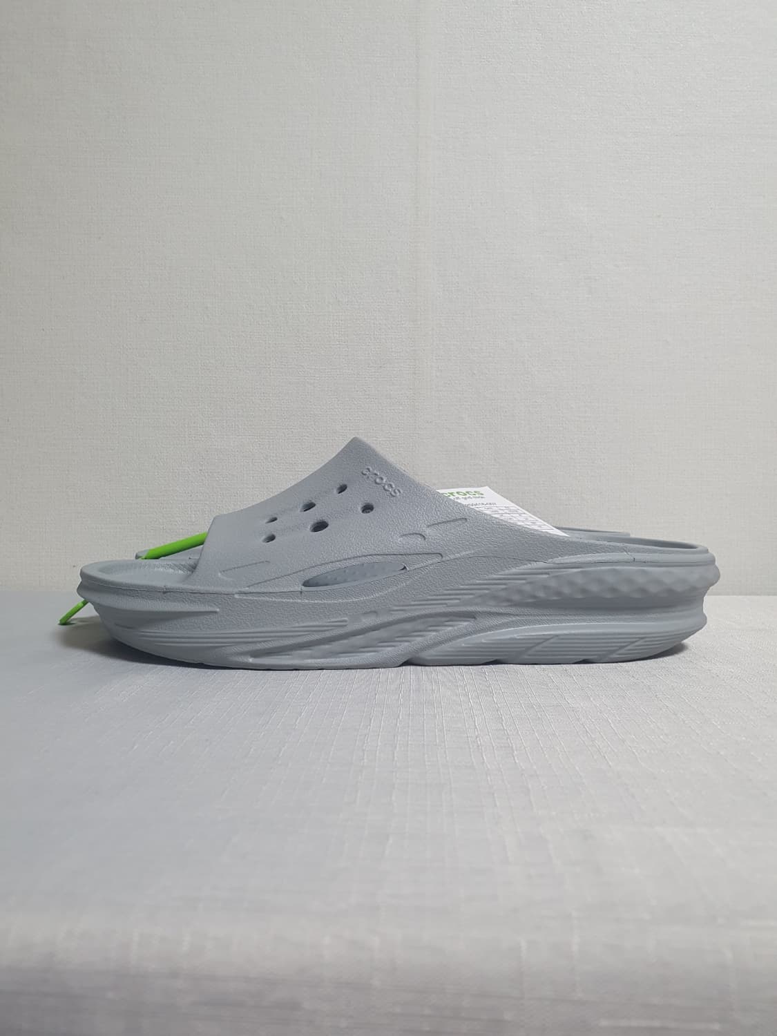 크록스 오프 그리드 슬라이드 라이트그레이 250mm 새상품 상품이미지3