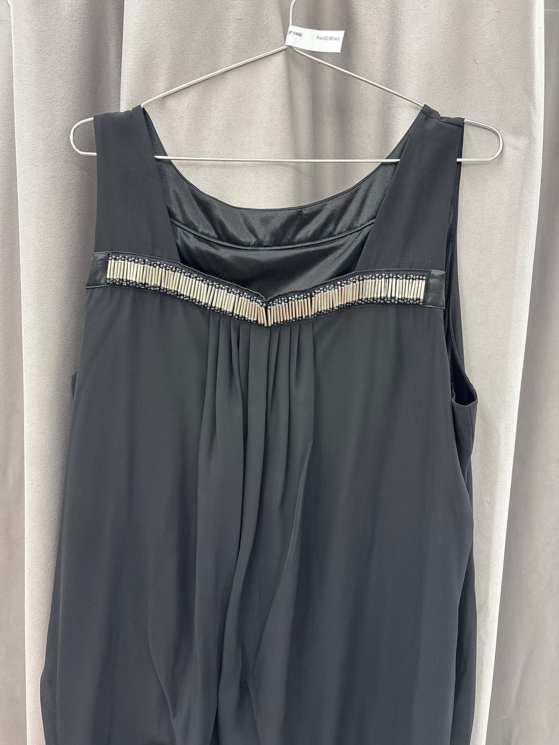 스퀘어비즈넥 셔링 드레스 상품이미지2