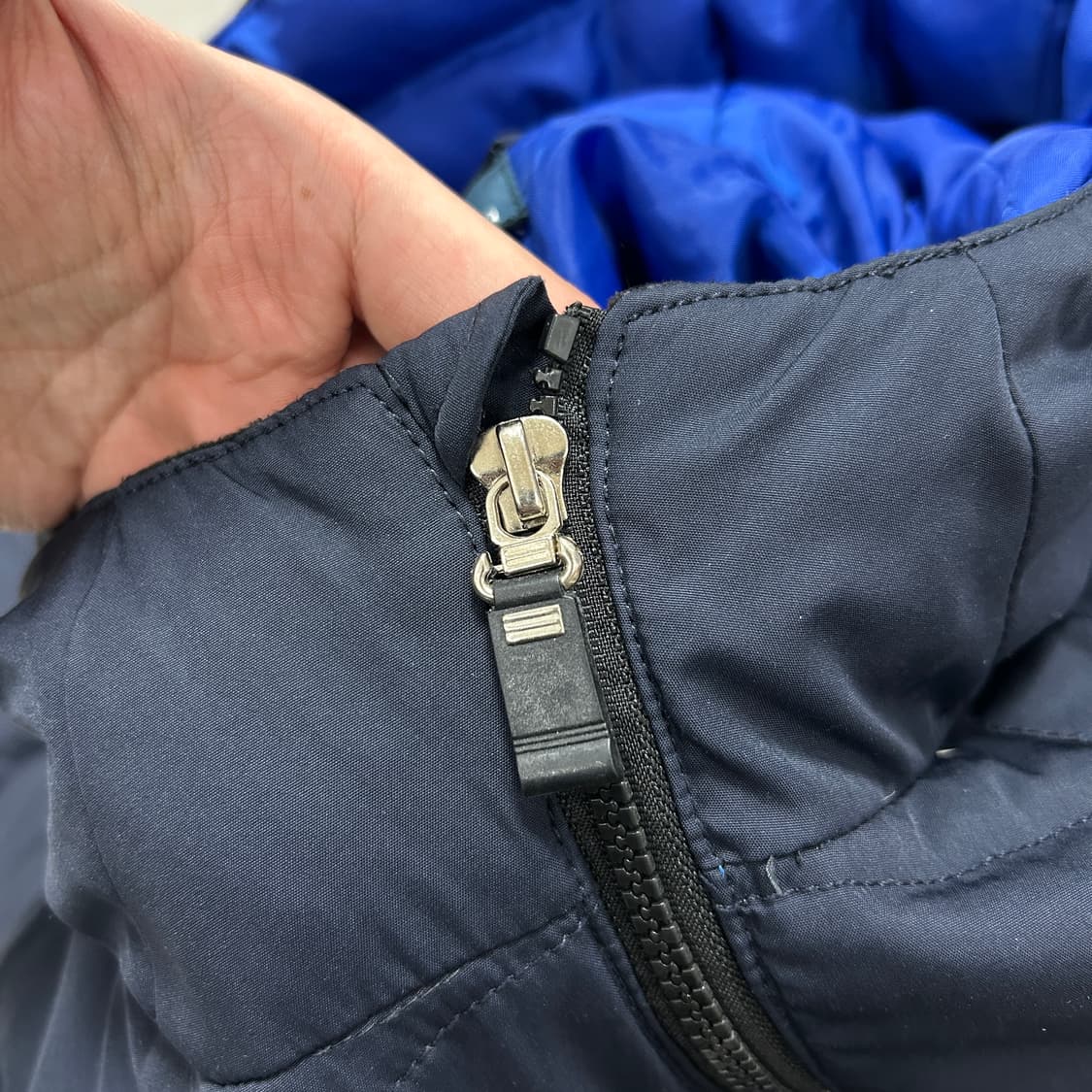 폴로 우먼스 네이비 빅포니 패딩(M) 상품이미지4