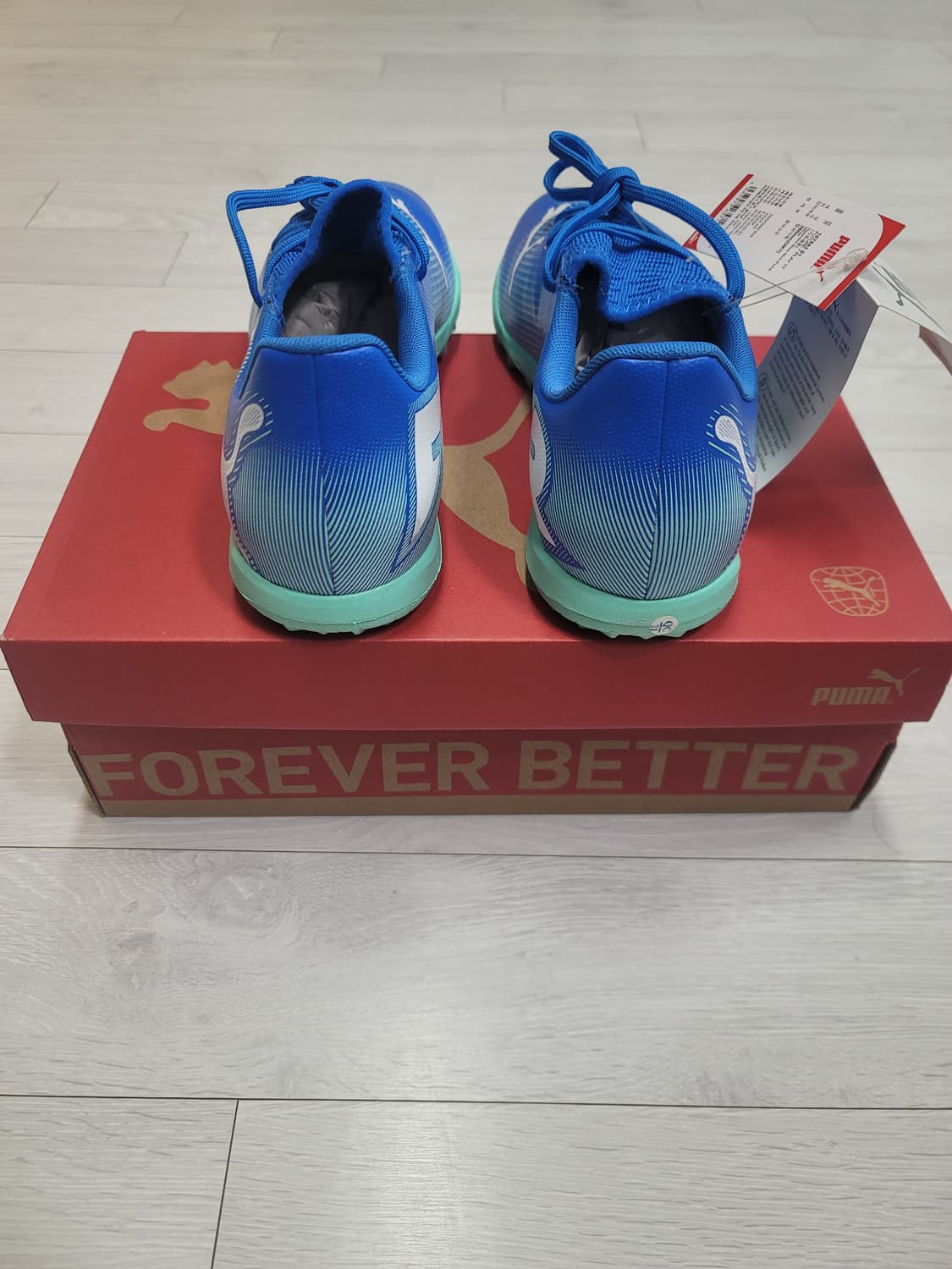 (260)푸마 풋살화 퓨처 7 플레이 TT[대전 직거래도 가능] 상품이미지5