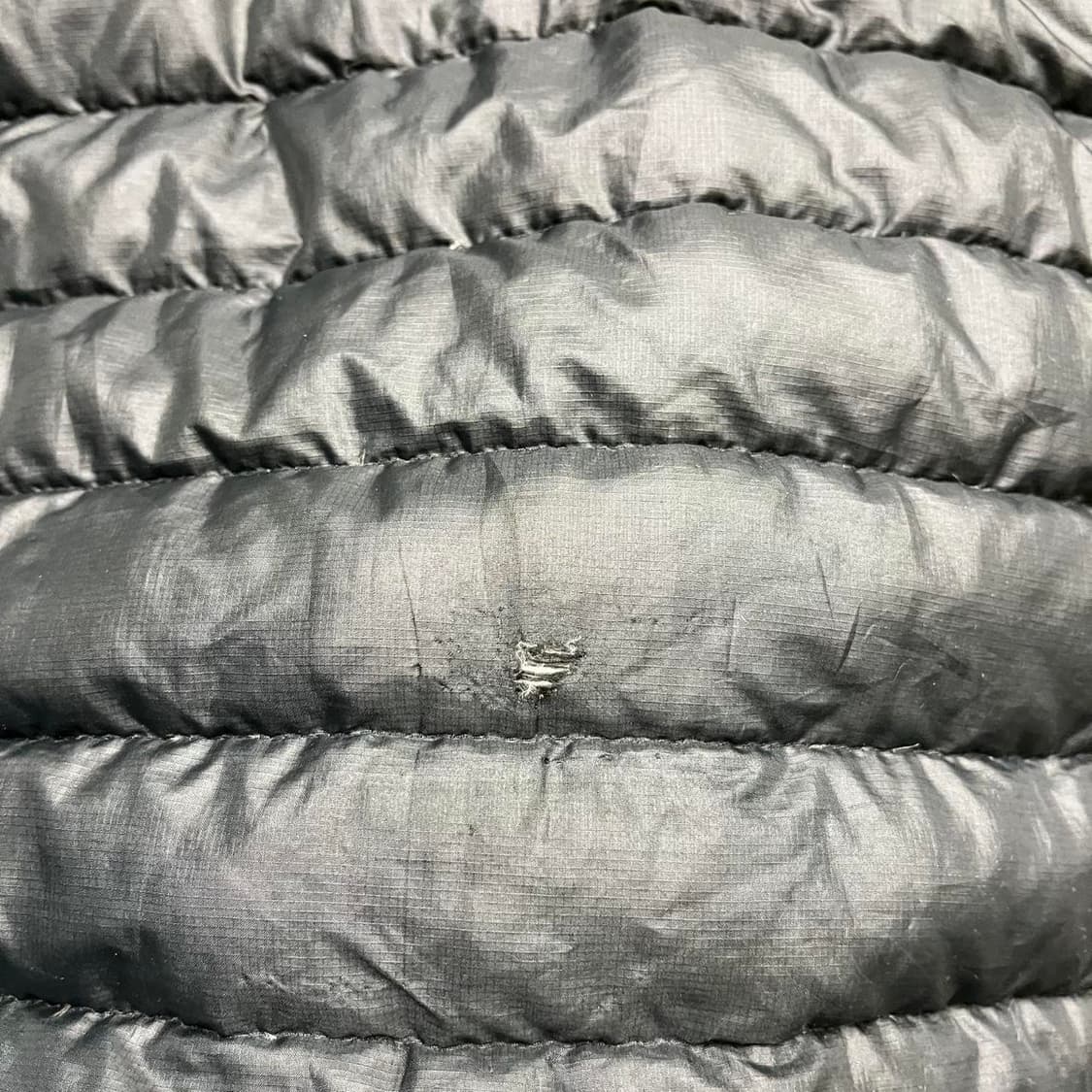 파타고니아 멘즈 경량 패딩조끼 상품이미지6