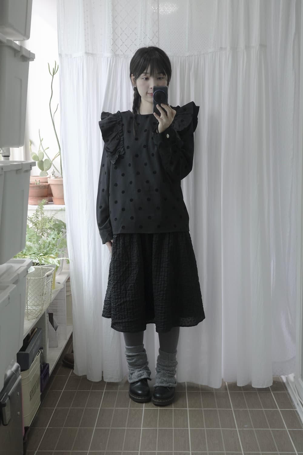 Dot Shirring blouse 상품이미지1