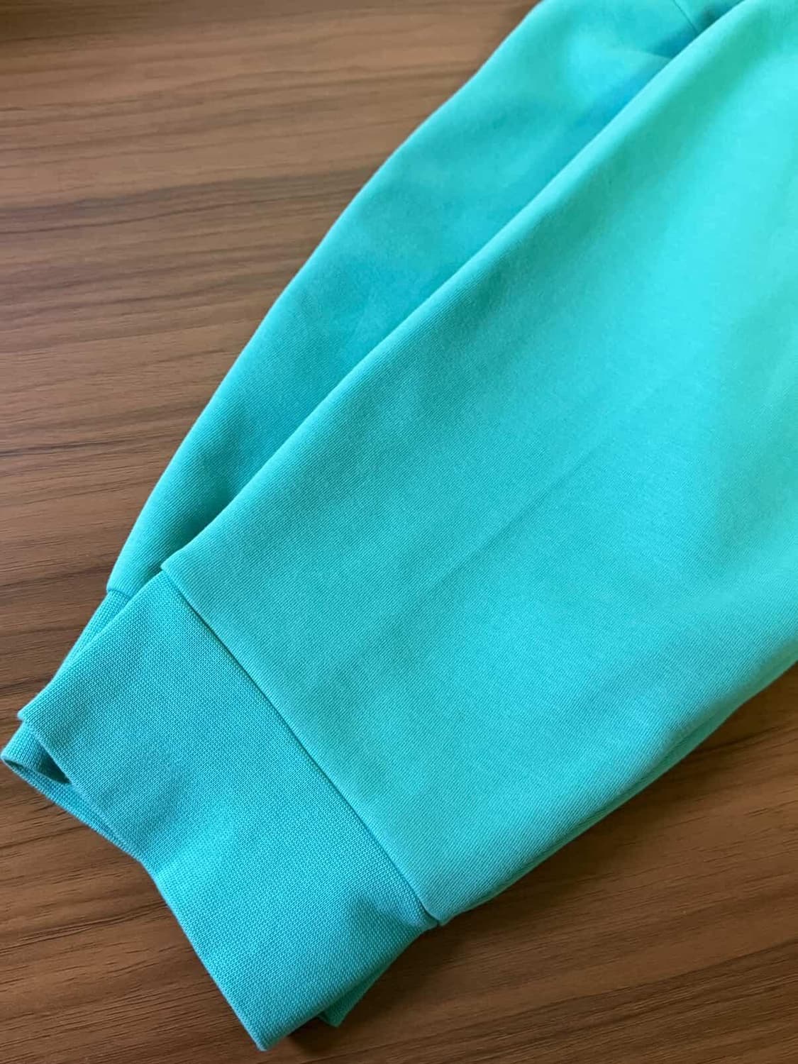 센트럴 씨 착용 나이키 테크팩 워시드틸 XXL 상품이미지9