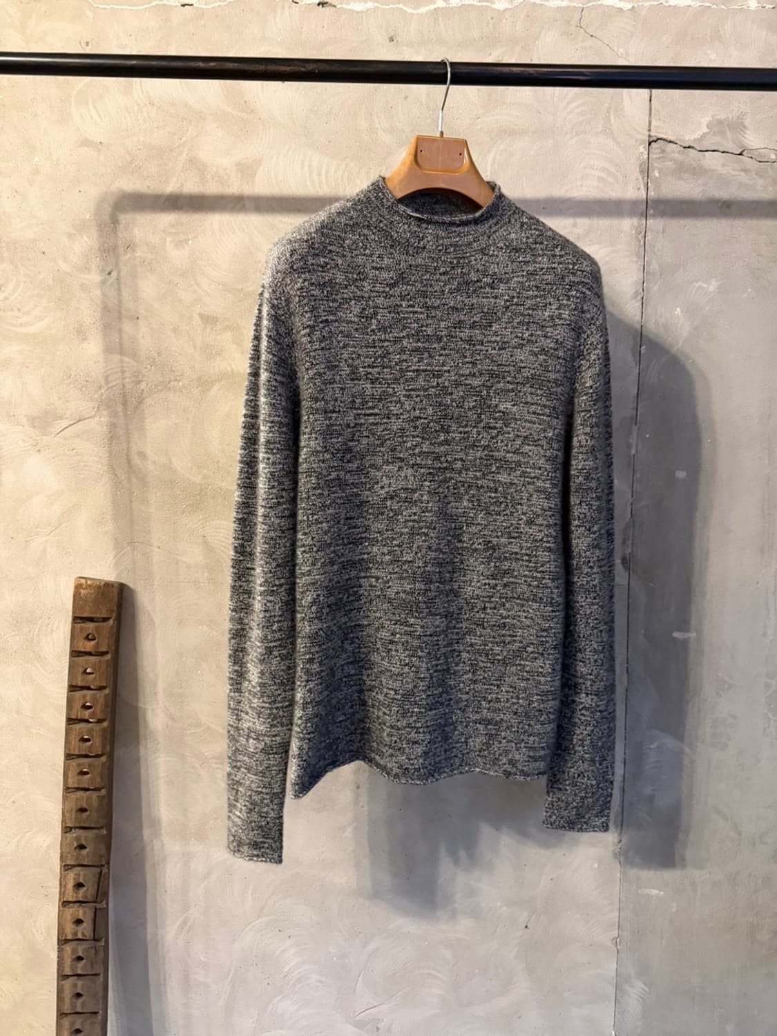 코스 모호크넥니트 남성100 상품이미지8