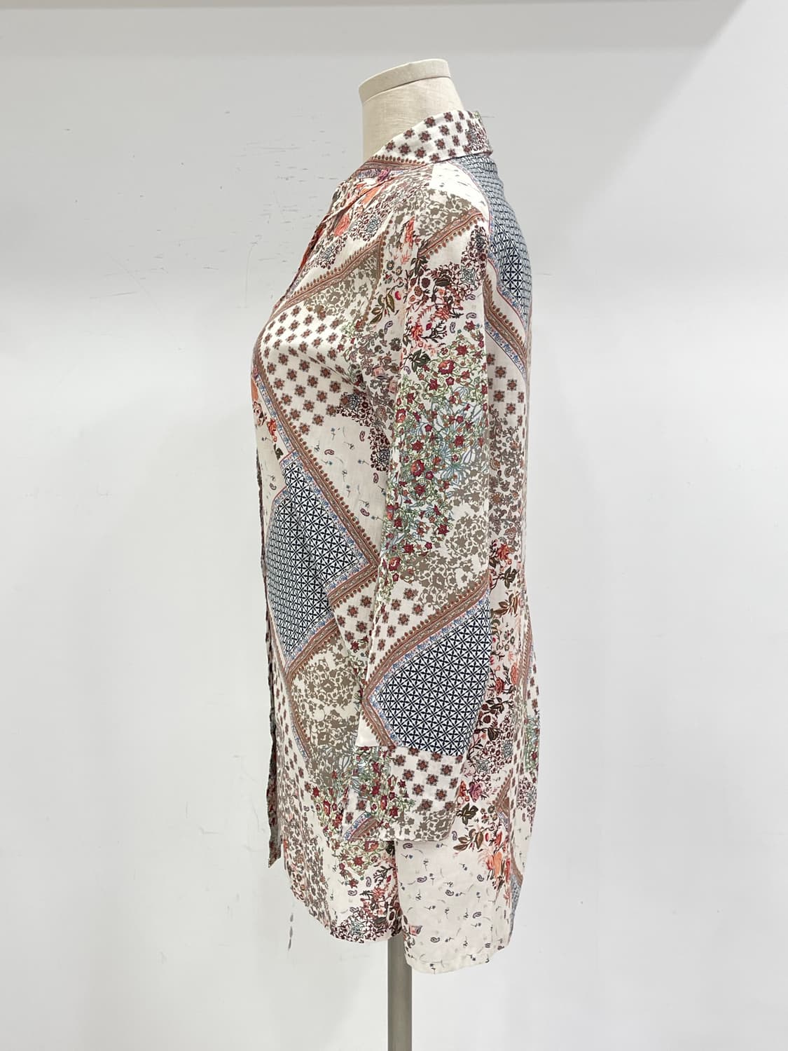 가이거 패치워크 롱 남방 상품이미지2