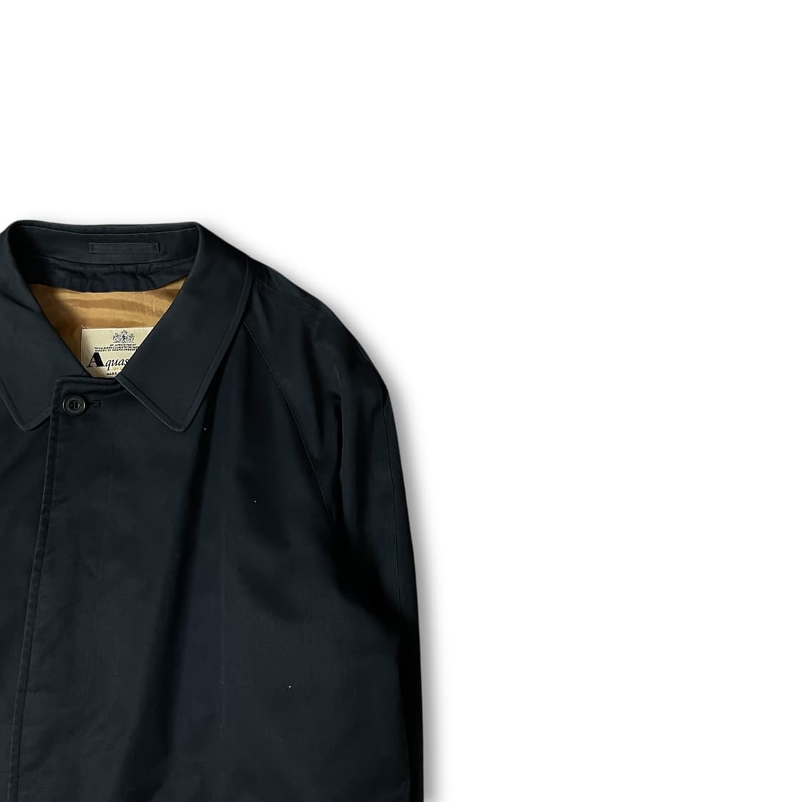 아쿠아스큐덤 네이비 래글런 코트 상품이미지2