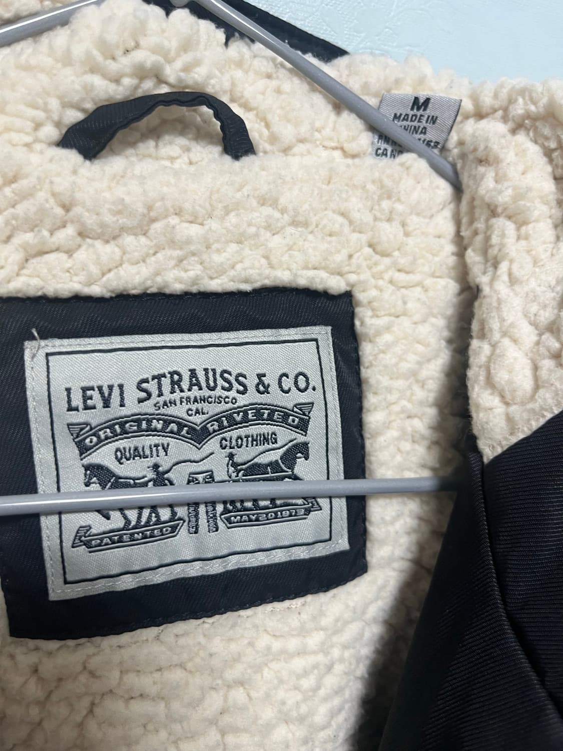 리바이스 블랙 내피 양털 야상 점퍼 상품이미지5