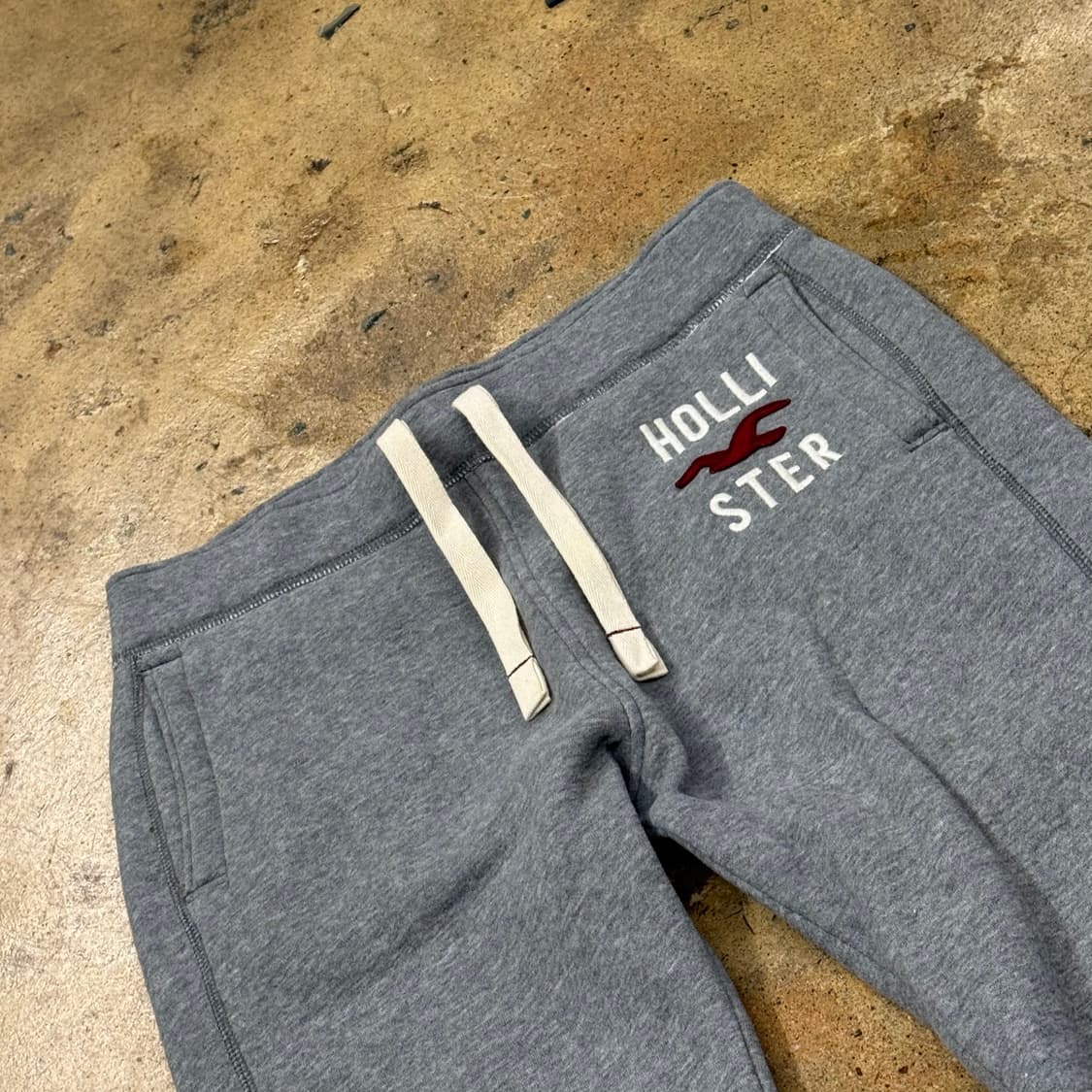 [정품/M] 홀리스터 회색 트레이닝 바지 b14 상품이미지1